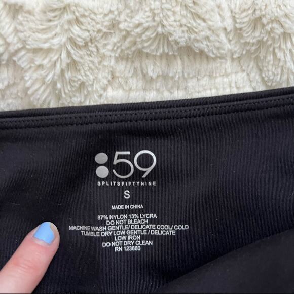 Splits59 Black Panel Cropped Leggings - Picture 4 of 5